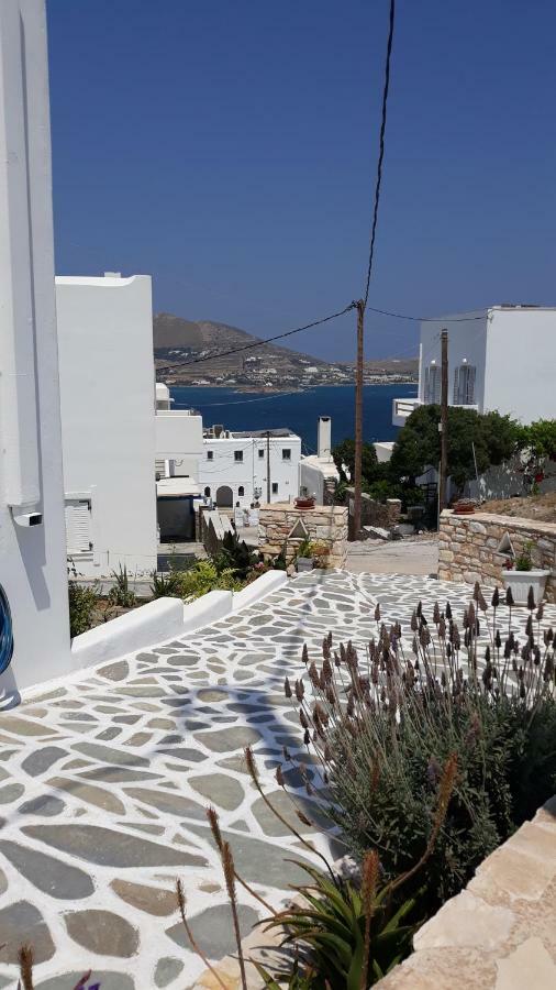 Athina'S Blue Studios Náousa Buitenkant foto